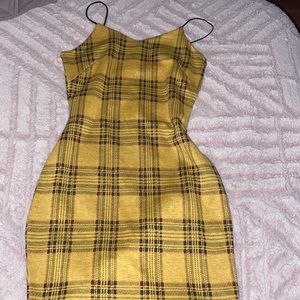 small yellow and black dress